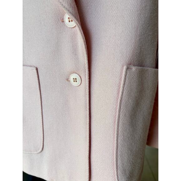 Elegant Pink Women's Blazer - Picture 3 of 7